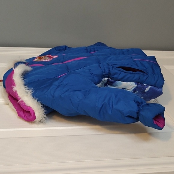Frozen Toddler Puffer Jacket - Picture 4 of 11